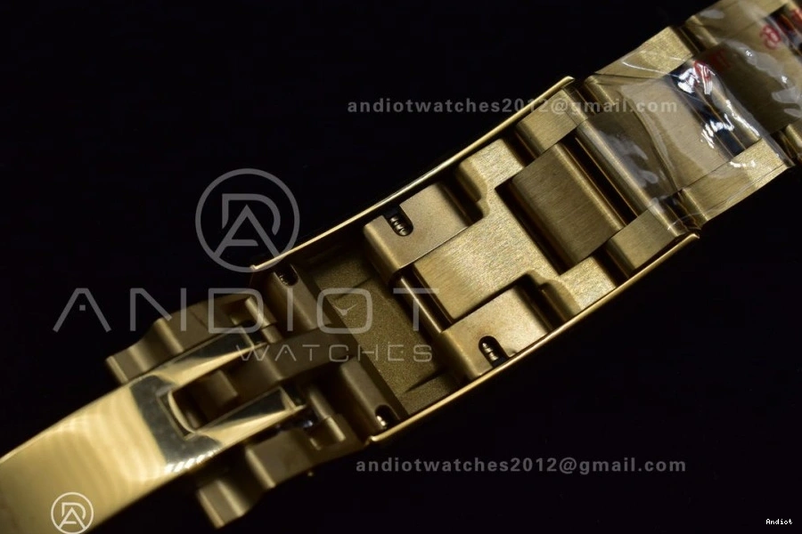 YG 1:1 Edition Best Blue 116618 Plated Ceramic Submariner 904L LB Clean VR3135 Steel 0506